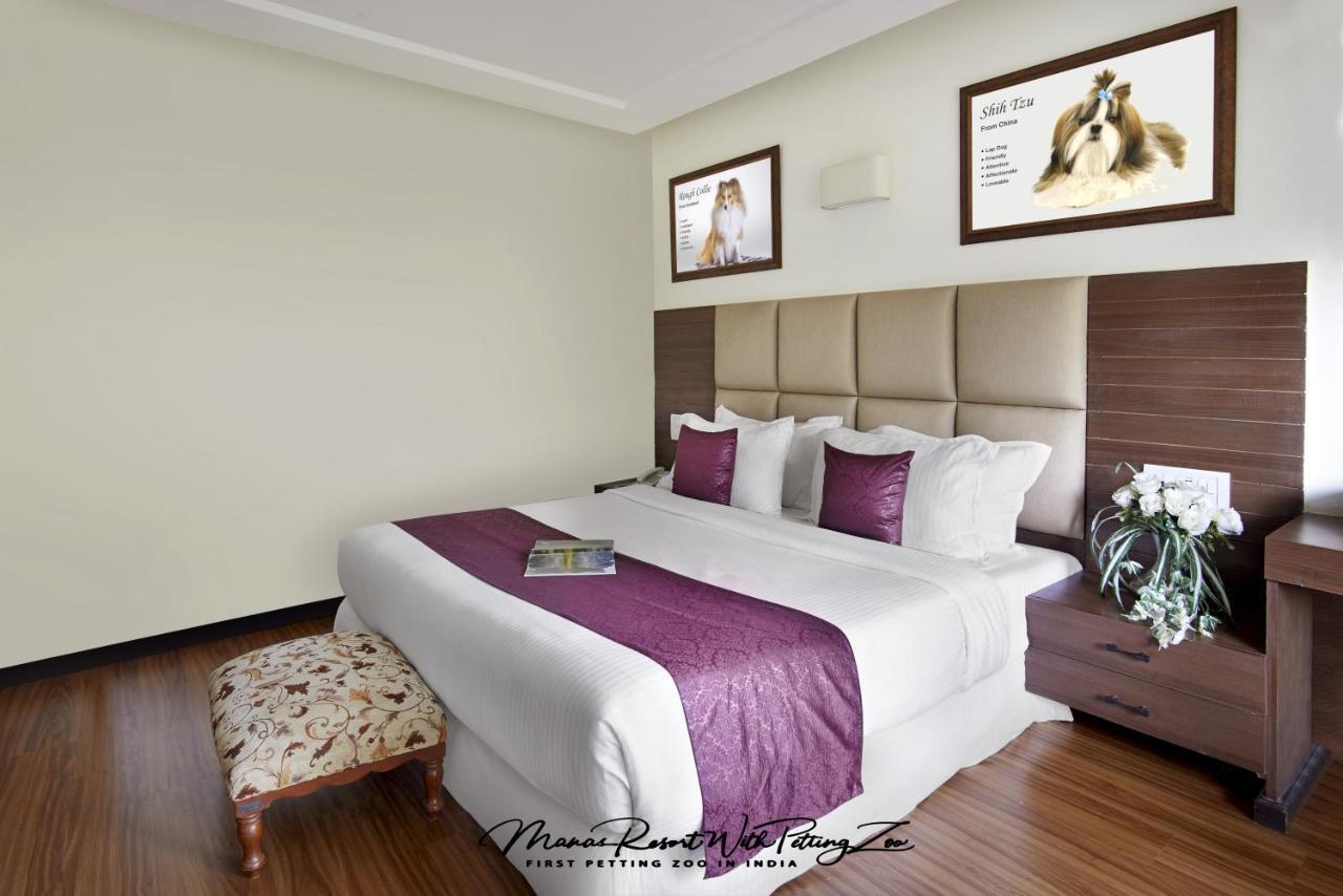 Manas Resort With Petting Zoo, อิกัตปุรี ภายนอก รูปภาพ